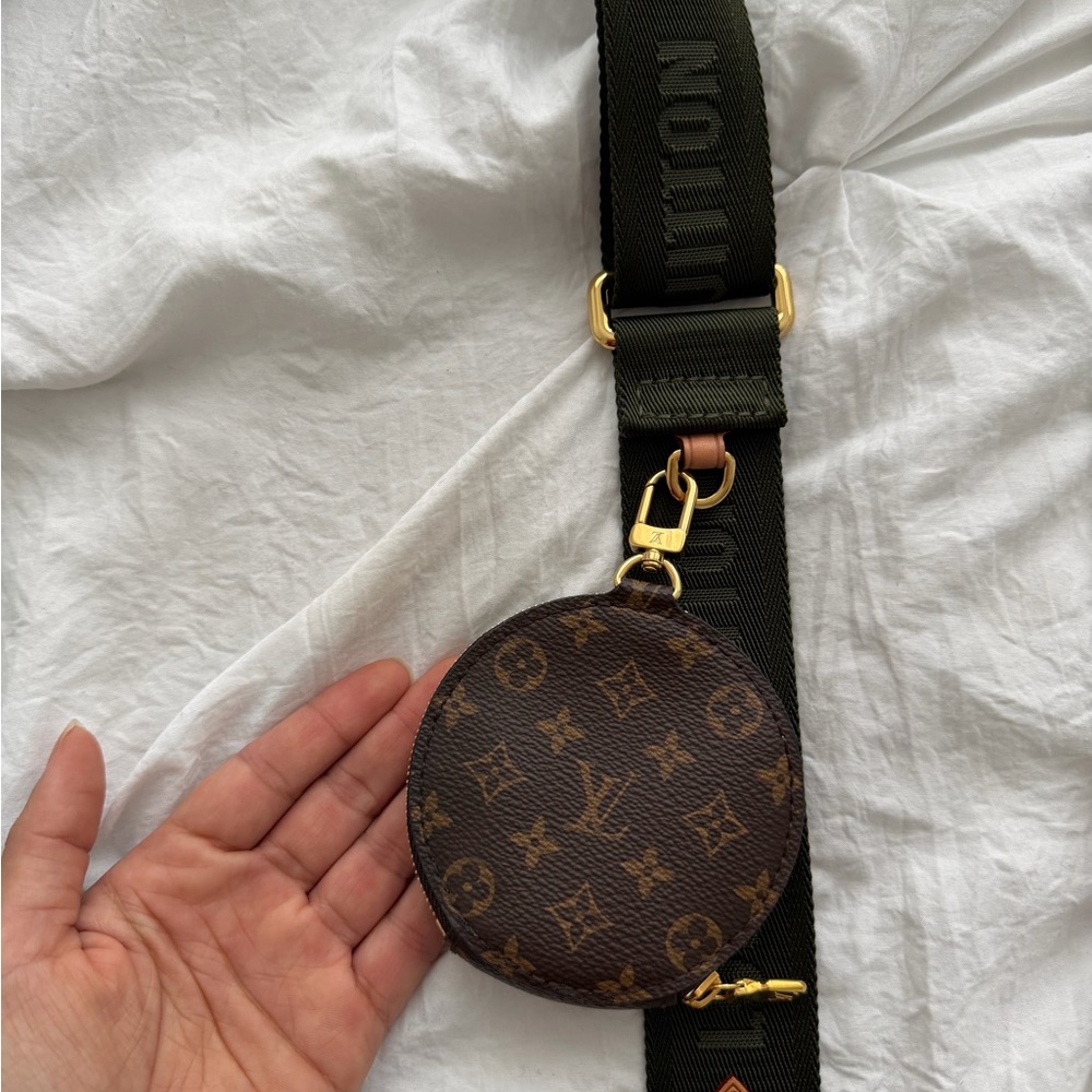Louis Vuitton multi pochette Brown Monogram Crossbody Bag - Picture 10 of 10